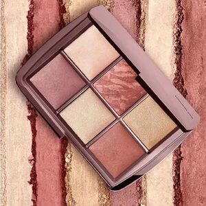 HOURGLASS AMBIENT LIGHTING EDIT – BLUSH & GLOW PALETTE